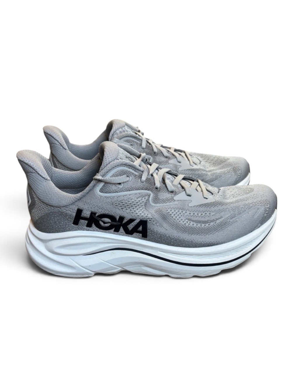 Hoka Clifton 10 Running Shoes Men’s 9 Light Grey/Black Athletic